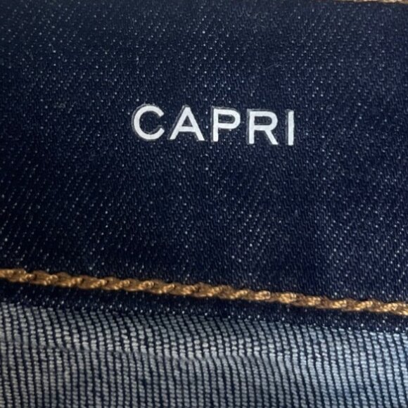 St Johns Bay Capri Jeans Womens 26W Dark Wash Mid Rise New - Picture 7 of 14